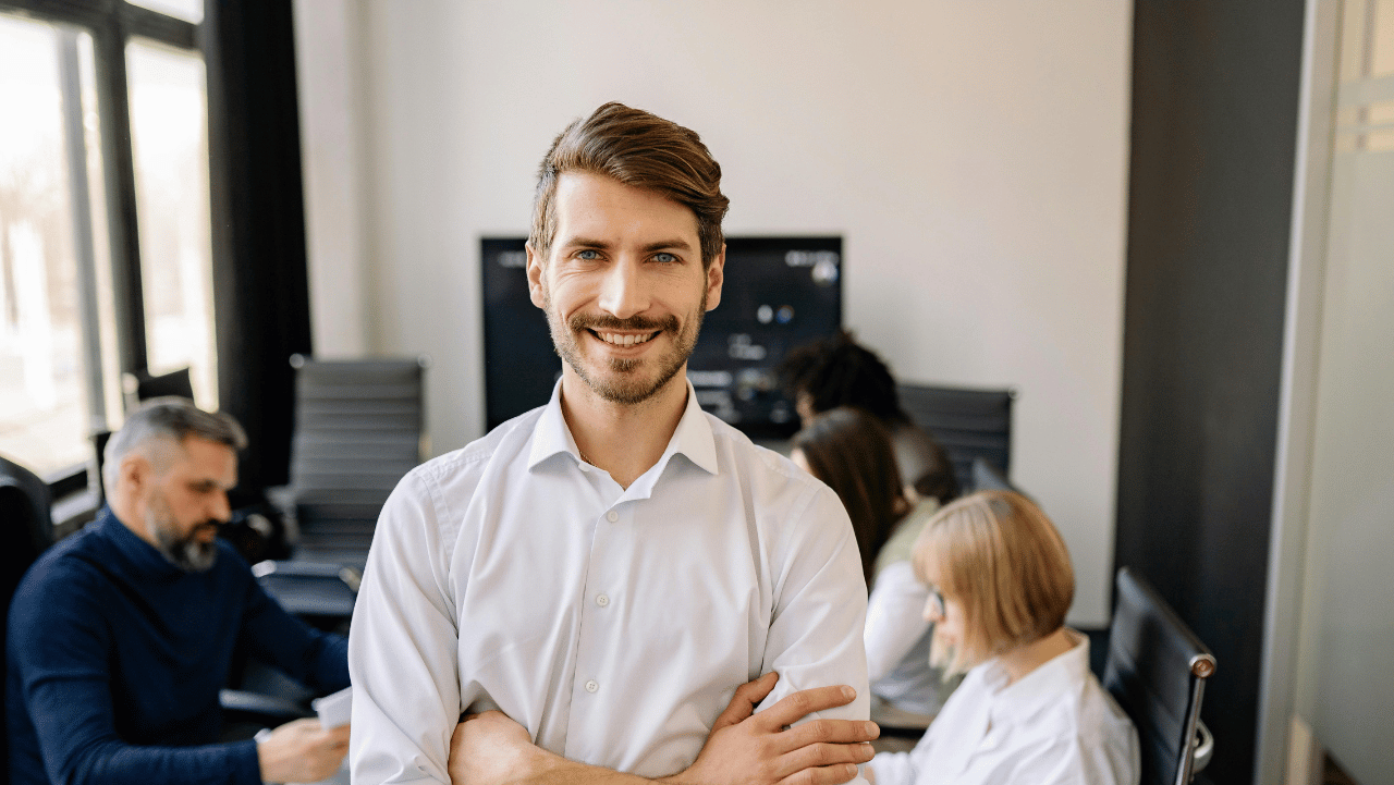 Intelligence émotionnelle au travail : Formations certifiantes et reconnaissance professionnelle